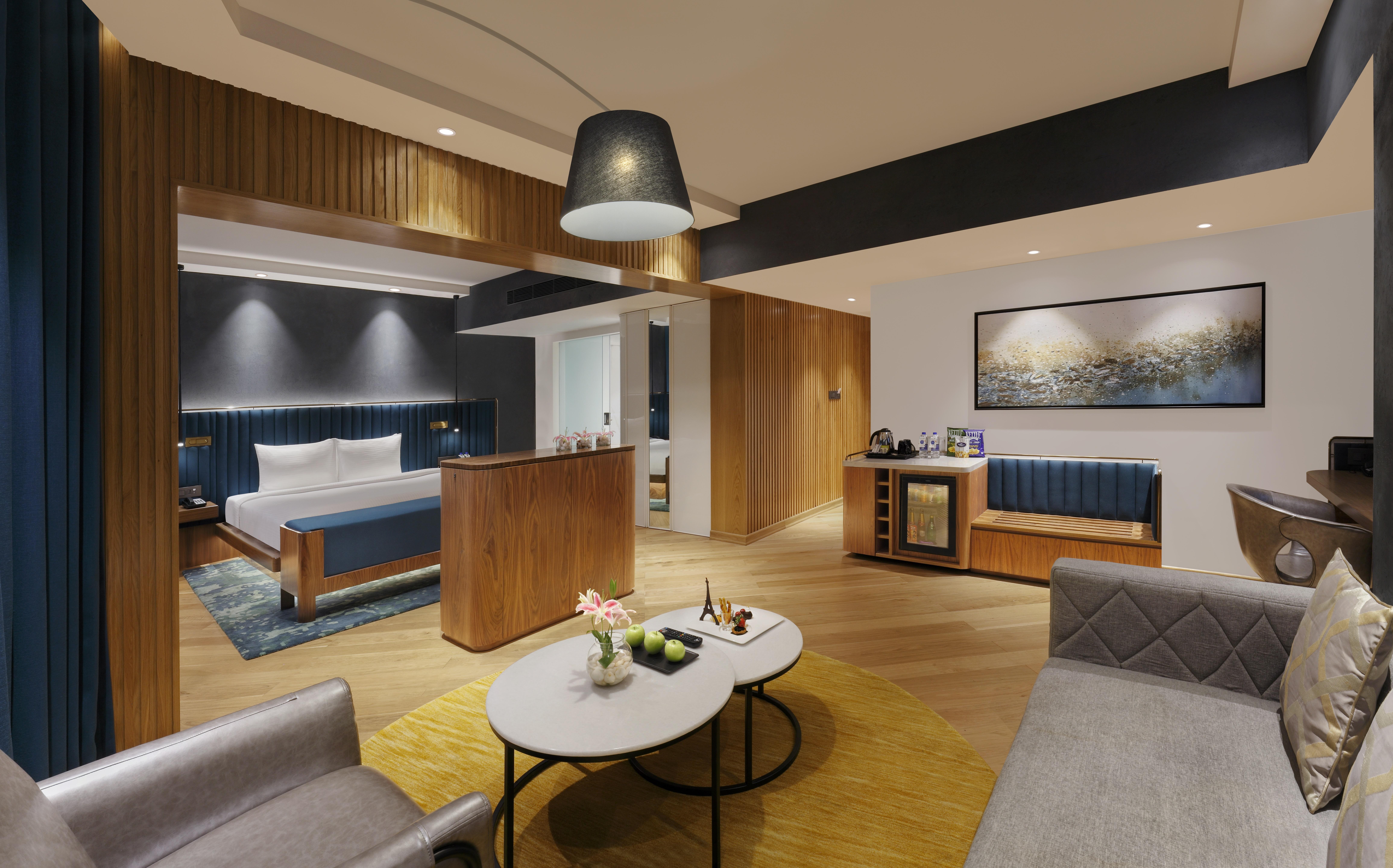 Novotel Mumbai Juhu Beach Екстериор снимка Suite