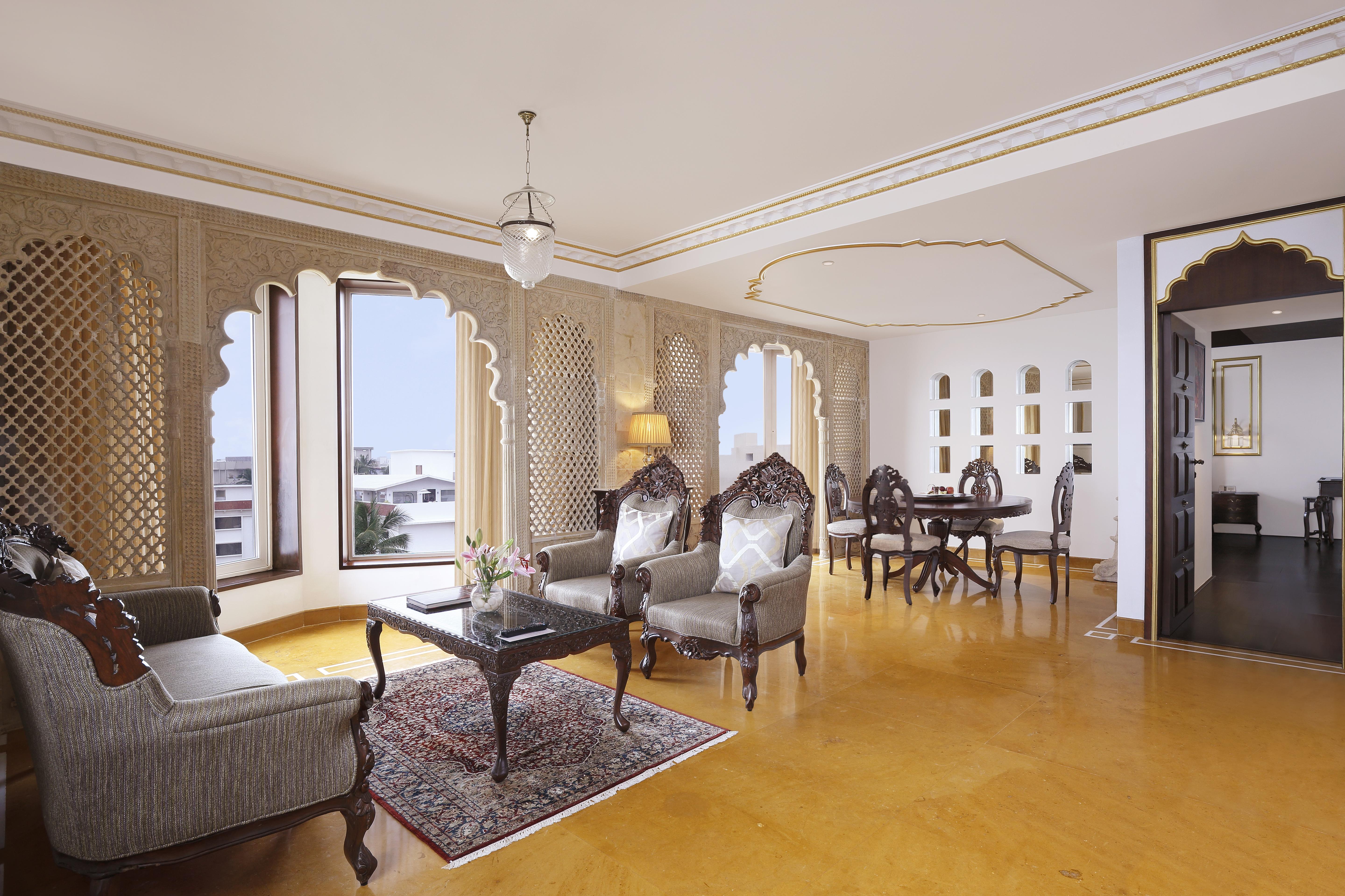 Novotel Mumbai Juhu Beach Екстериор снимка A suite at the Taj Mahal Palace