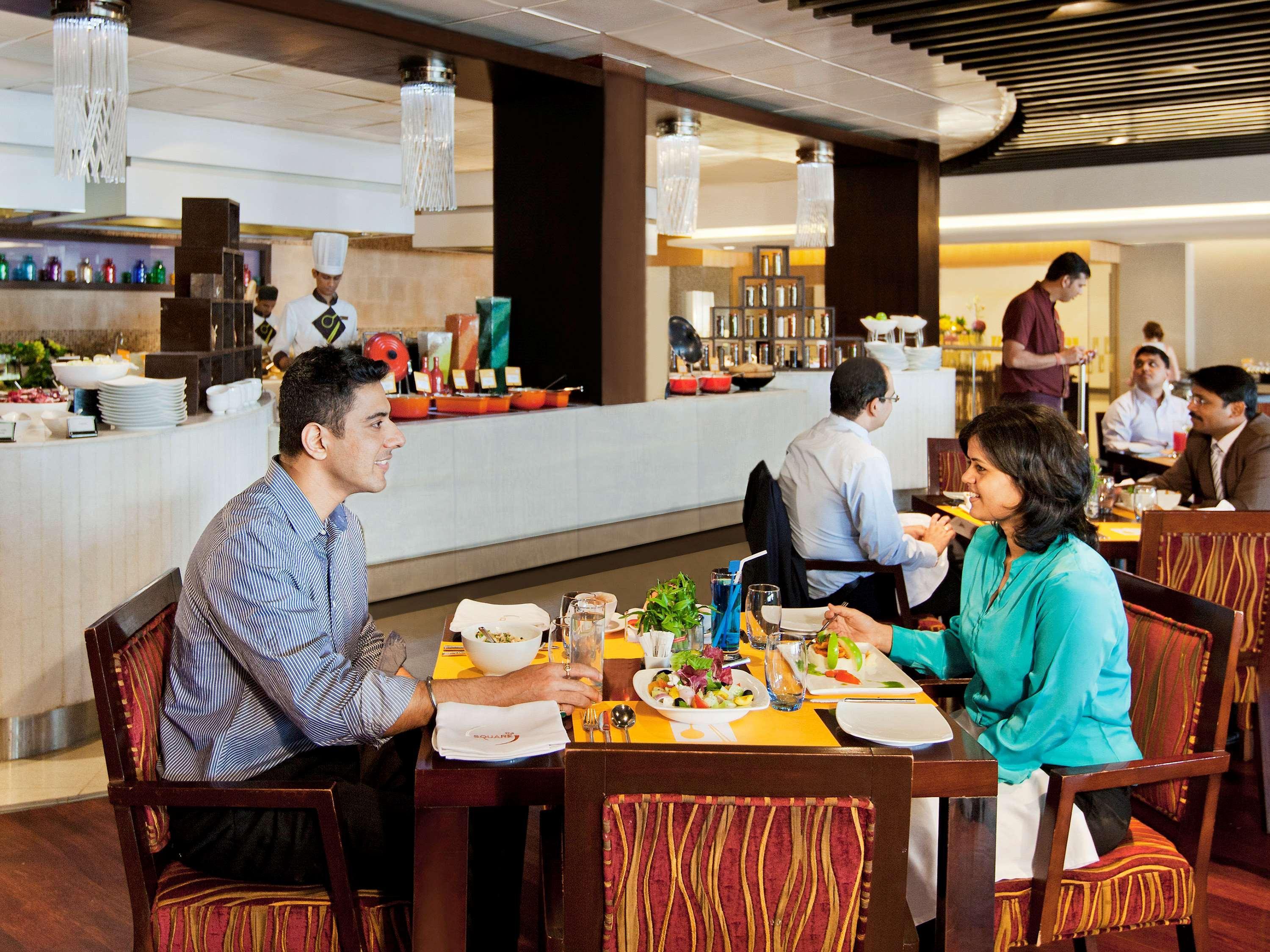 Novotel Mumbai Juhu Beach Екстериор снимка The Park, Hyderabad