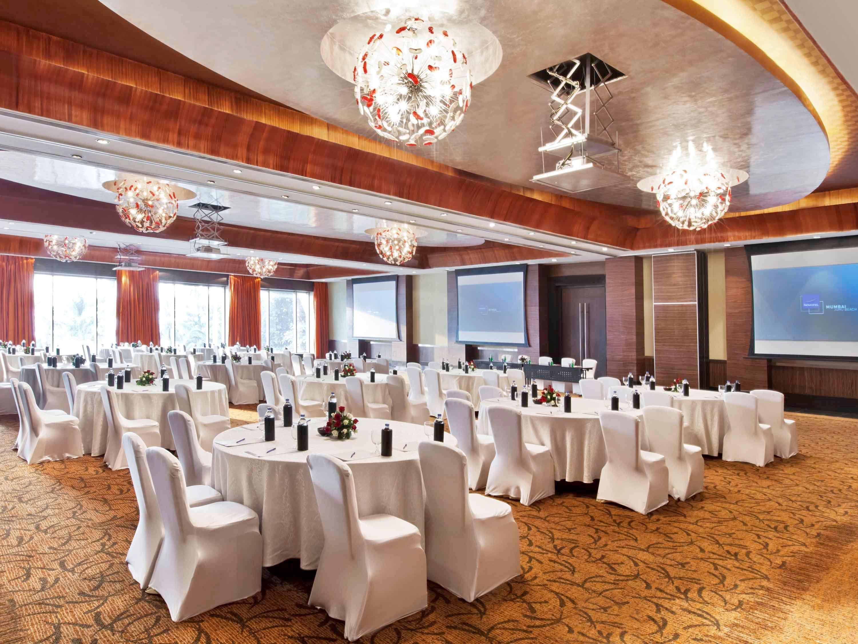 Novotel Mumbai Juhu Beach Екстериор снимка The Grand Ballroom