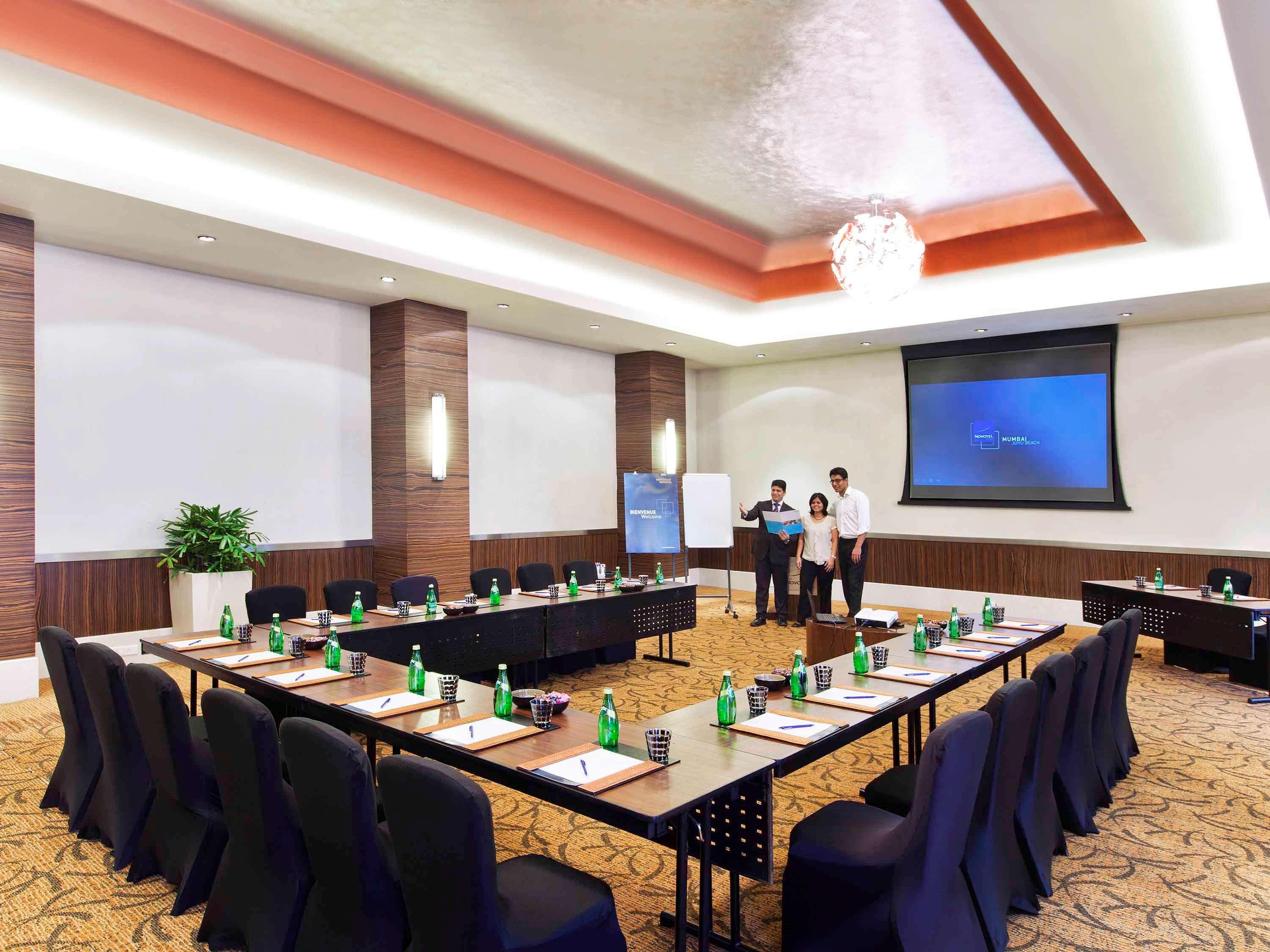 Novotel Mumbai Juhu Beach Екстериор снимка Meeting room